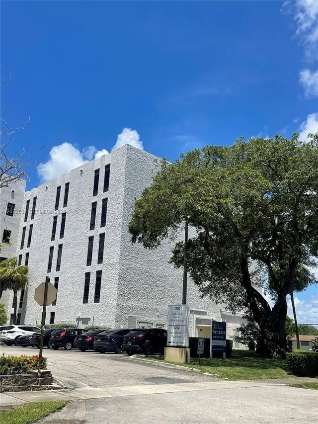 3700 Washington Street #500a, Hollywood