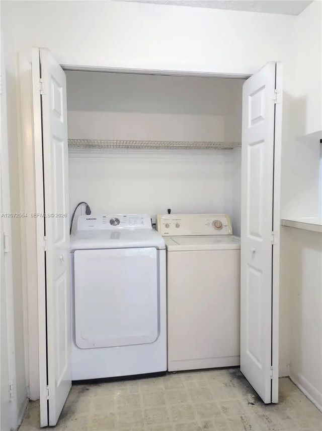4 of 18 - 4241 W Mcnab Road #27, Pompano Beach, FL