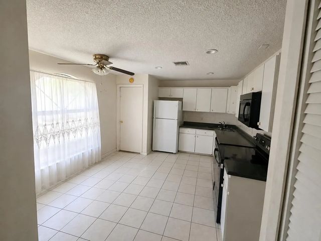 3 of 13 - 1856 Nanton Street Nw, Palm Bay, FL