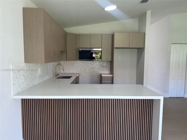 N/A, Miami