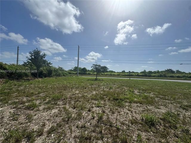 4 of 5 - 11703 Sw 226 Terrace, Goulds, FL