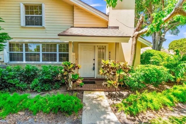 3 of 25 - 8120 Northboro Court #20a, Lake Clarke Shores, FL