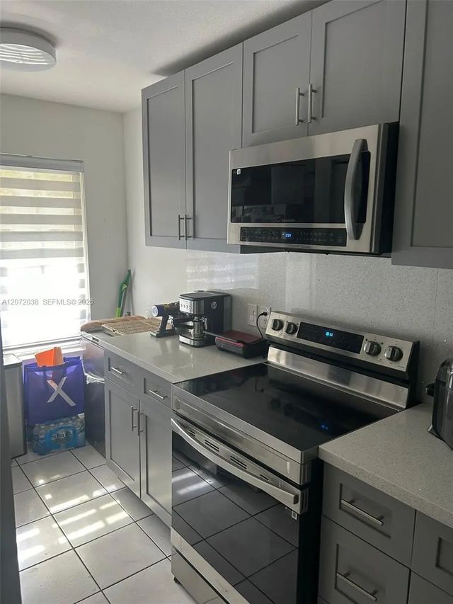 2 of 13 - N/A, Miami, FL
