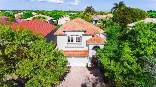 3 of 38 - 10853 Nw 71st Street, Doral, FL