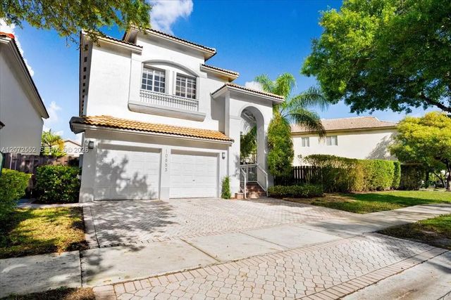 4 of 38 - 10853 Nw 71st Street, Doral, FL