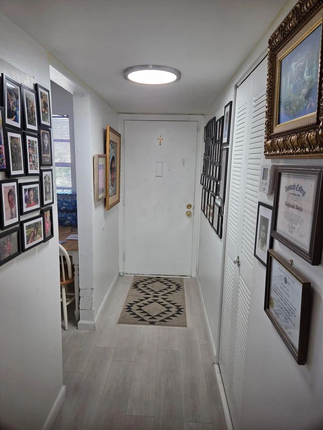 3070 Nw 48th Terrace #415, Lauderdale Lakes