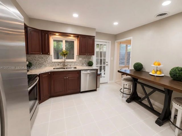 5 of 35 - 1812 N 45th Avenue, Hollywood, FL