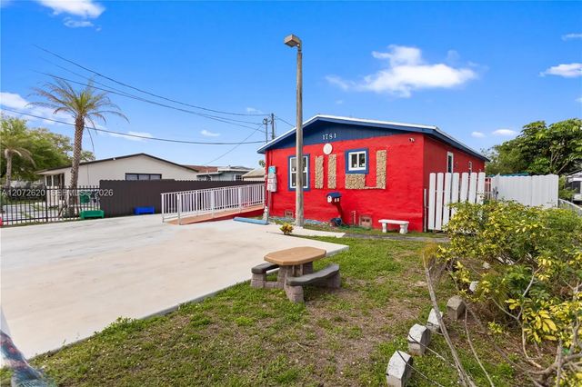 5 of 17 - 1781 Nw 152nd Terrace, Miami Gardens, FL