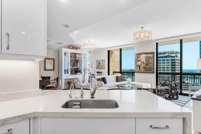 4 of 47 - 801 S Olive Avenue #1508, West Palm Beach, FL