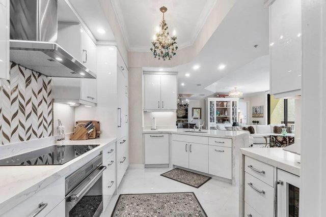5 of 47 - 801 S Olive Avenue #1508, West Palm Beach, FL