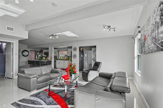 4 of 86 - 3538 Sw 87th Court, Miami, FL
