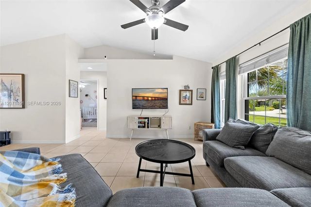 2 of 41 - 2329 Se 8th Avenue, Cape Coral, FL