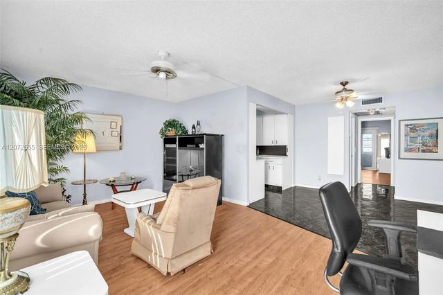 4 of 13 - 4051 N Newport N #4051, Deerfield Beach, FL
