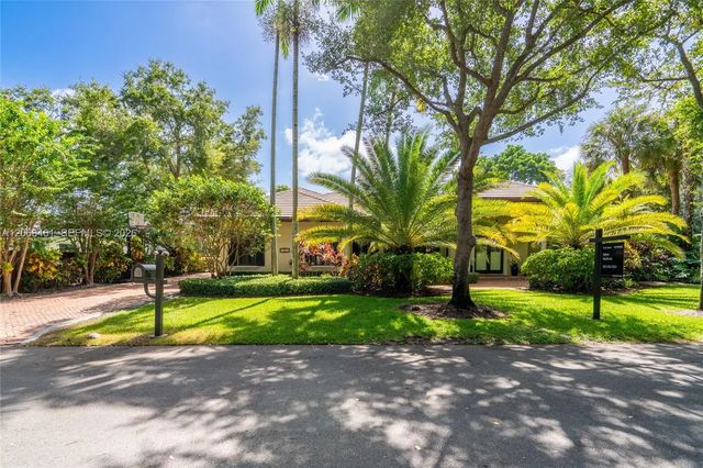 10601 Sw 72nd Court, Pinecrest