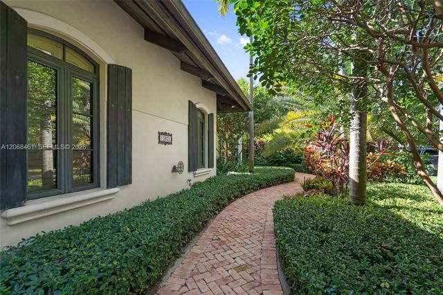 2 of 36 - 10601 Sw 72nd Court, Pinecrest, FL