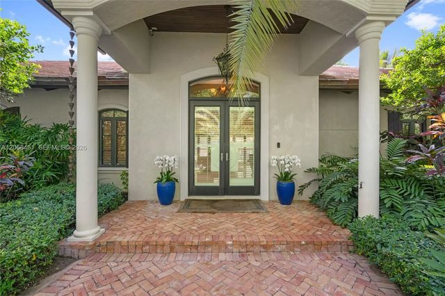 4 of 36 - 10601 Sw 72nd Court, Pinecrest, FL