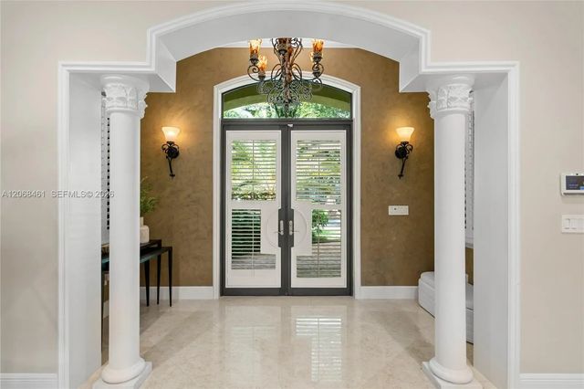 5 of 36 - 10601 Sw 72nd Court, Pinecrest, FL