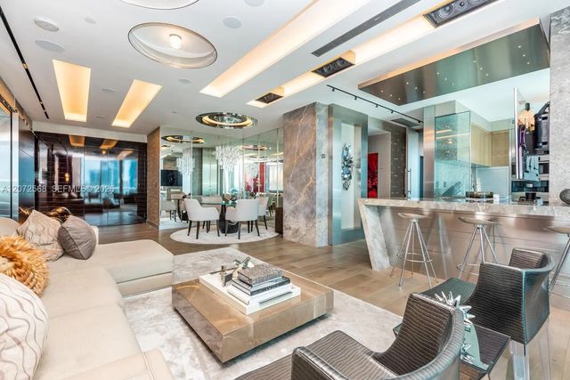 4 of 38 - 50 S Pointe Drive #905, Miami Beach, FL