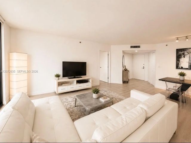 3 of 16 - 3300 Ne 192nd Street #1713, Aventura, FL