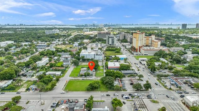 3 of 26 - 8011 Ne Miami Court, Miami, FL