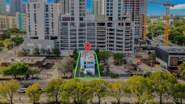 3 of 3 - 232 Sw 8th Street, Miami, FL