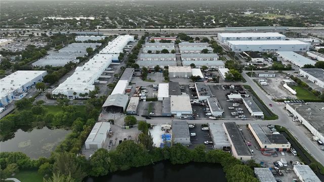 3 of 4 - 7040 Sw 22nd Court, Davie, FL