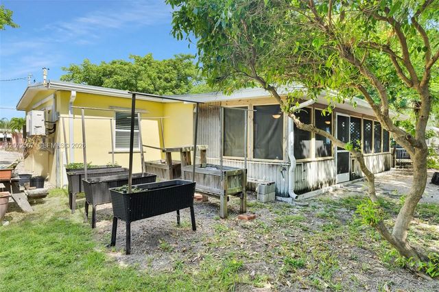4 of 56 - 354 96th Street #ocean, Marathon, FL