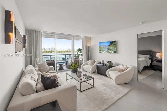 4 of 46 - 650 West Avenue #709, Miami Beach, FL