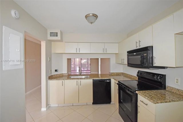 2 of 23 - 10414 Nw 24th Place #405, Sunrise, FL