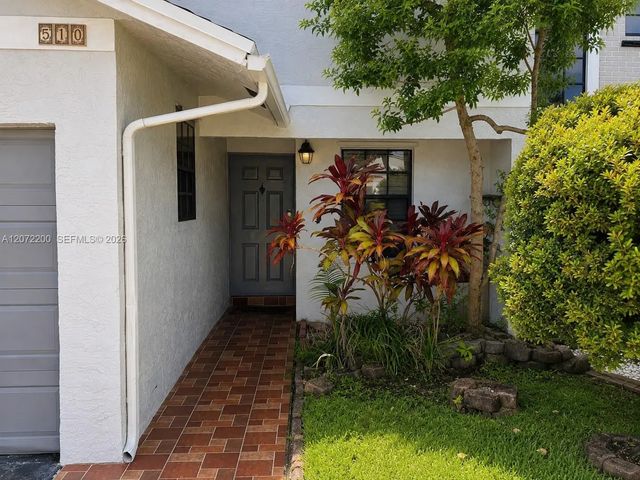 3 of 31 - 510 Nw 103rd Terrace, Pembroke Pines, FL