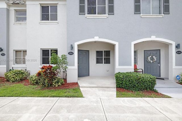 2 of 31 - 1700 Se 31st Court, Homestead, FL