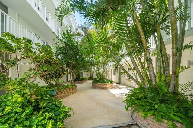 2 of 29 - 1670 Bay Road #4b, Miami Beach, FL
