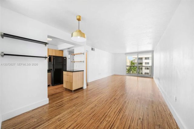 4 of 29 - 1670 Bay Road #4b, Miami Beach, FL