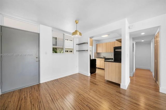 5 of 29 - 1670 Bay Road #4b, Miami Beach, FL