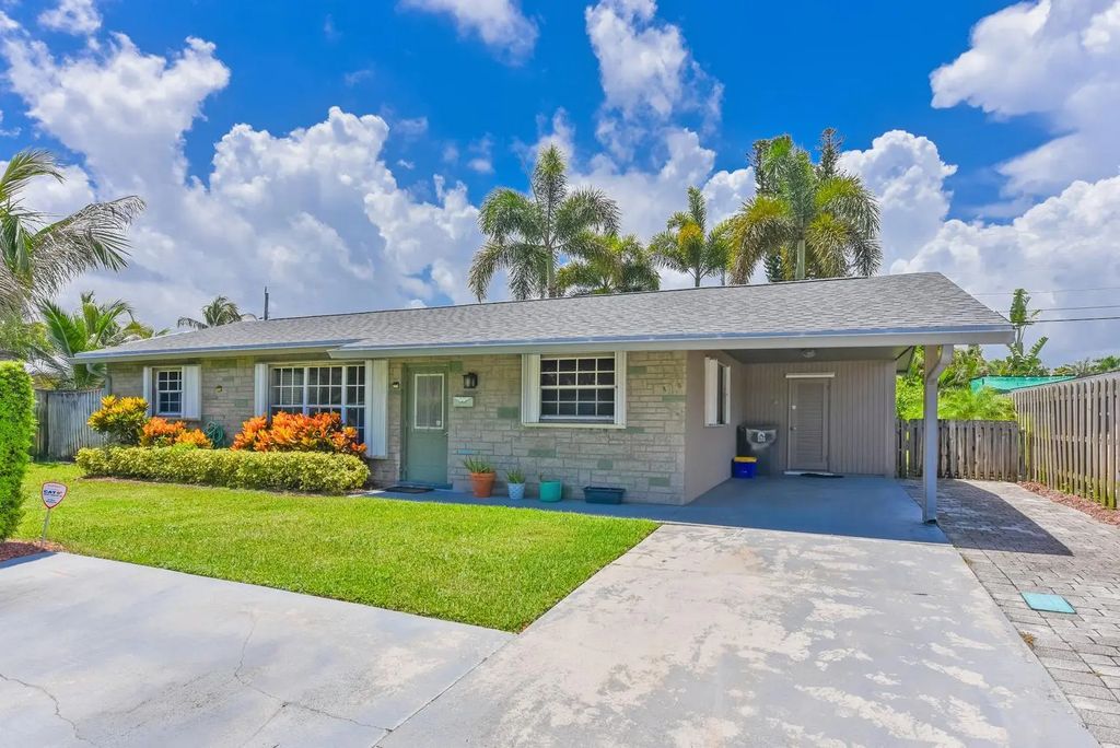 18625 Loxahatchee River Road, Jupiter