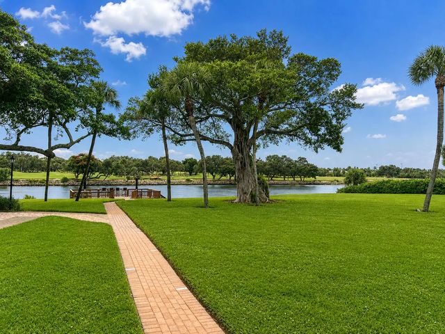 3 of 22 - 308 Golfview Road #405, North Palm Beach, FL