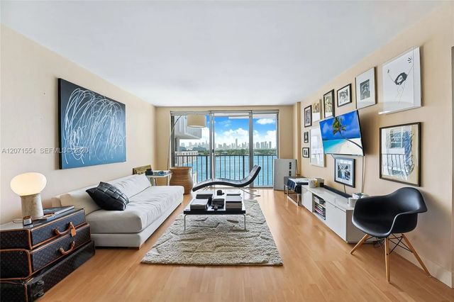 800 West Avenue #917, Miami Beach
