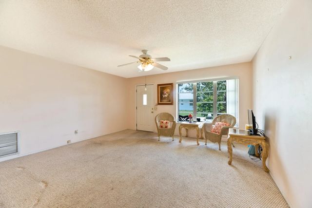 5 of 27 - 4500 Nw 47th Court, Tamarac, FL