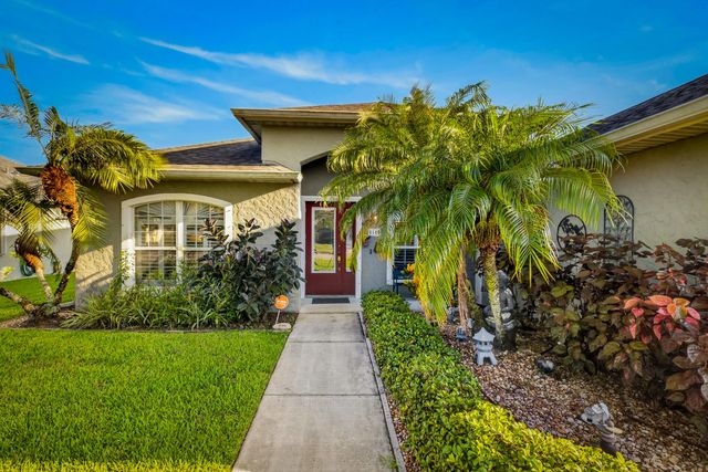 3 of 32 - 5100 E 1st Square Sw, Vero Beach, FL