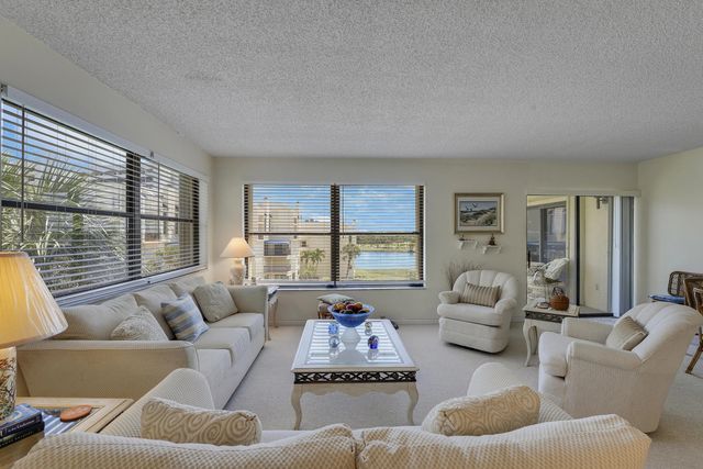 5 of 41 - 372 Golfview Road #403, North Palm Beach, FL