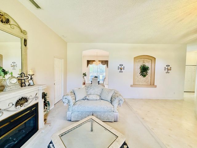 4 of 61 - 525 Hartman Road, Fort Pierce, FL