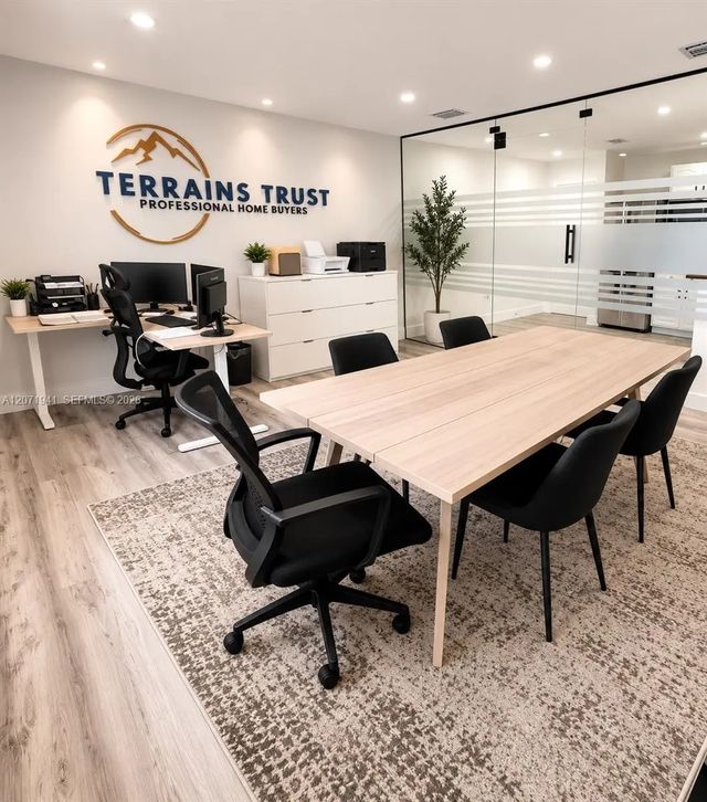 4029 Nw 25th Street, Miami