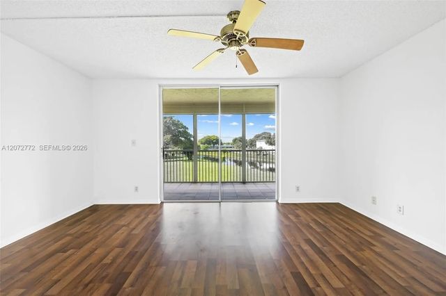 5 of 18 - 6890 Royal Palm Boulevard #211h, Margate, FL