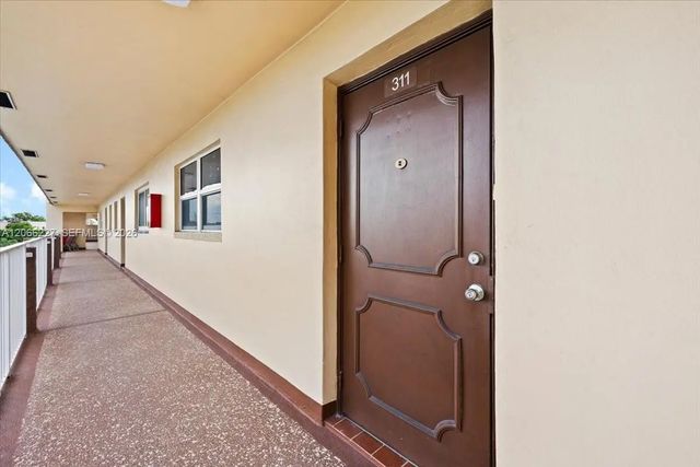 4 of 37 - 2911 N Pine Island Road #311, Sunrise, FL
