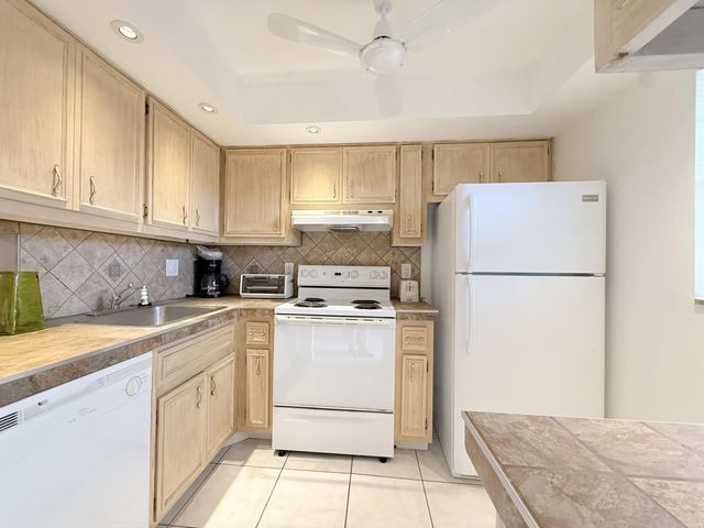 3 of 37 - 2800 Nw 47th Terrace #106b, Lauderdale Lakes, FL