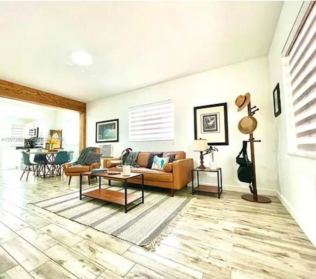 3 of 21 - 500 77th Street #3, Miami Beach, FL