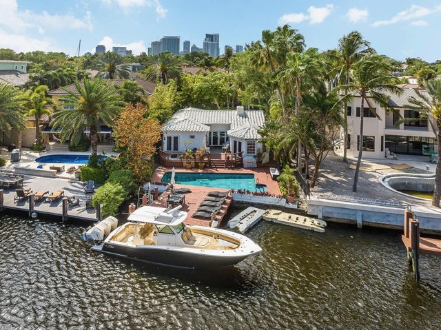 124 S Gordon Road, Fort Lauderdale