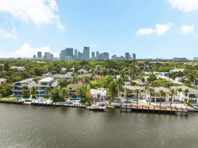 2 of 31 - 124 S Gordon Road, Fort Lauderdale, FL
