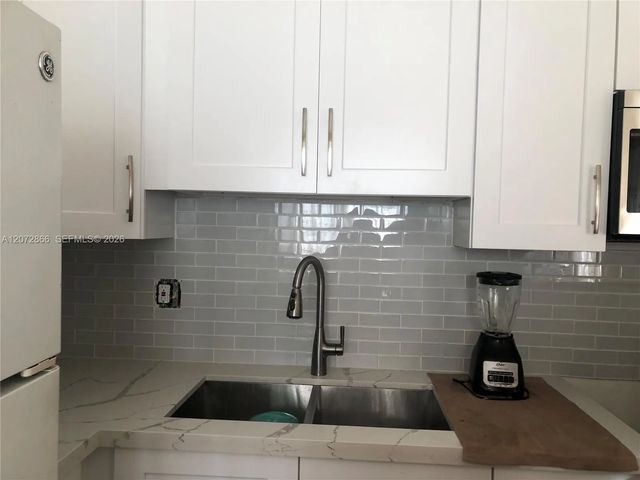 4 of 13 - 10831 Ne 2nd Court, Miami, FL