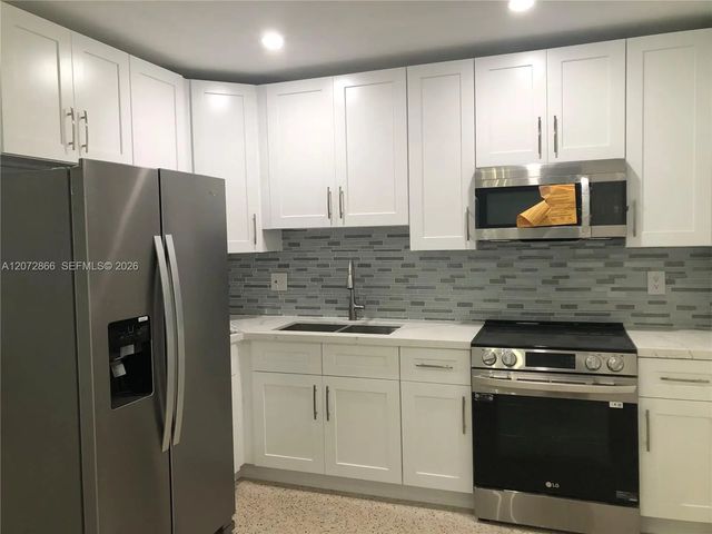 5 of 13 - 10831 Ne 2nd Court, Miami, FL